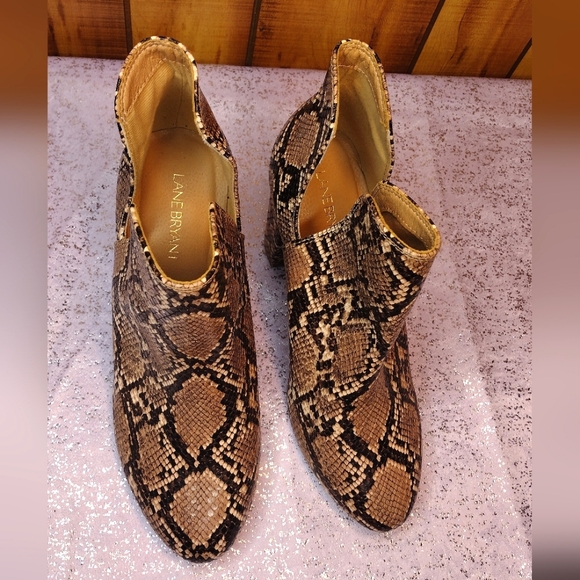 🐍 faux snake skin heel Booties - Picture 5 of 5